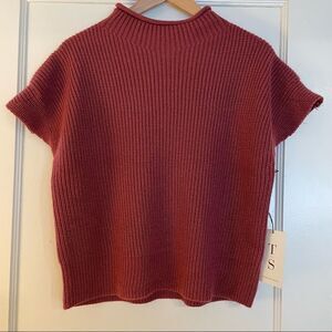 Twine and String channel knit Cap sleeve sweater in Dusty rose size Large NWT